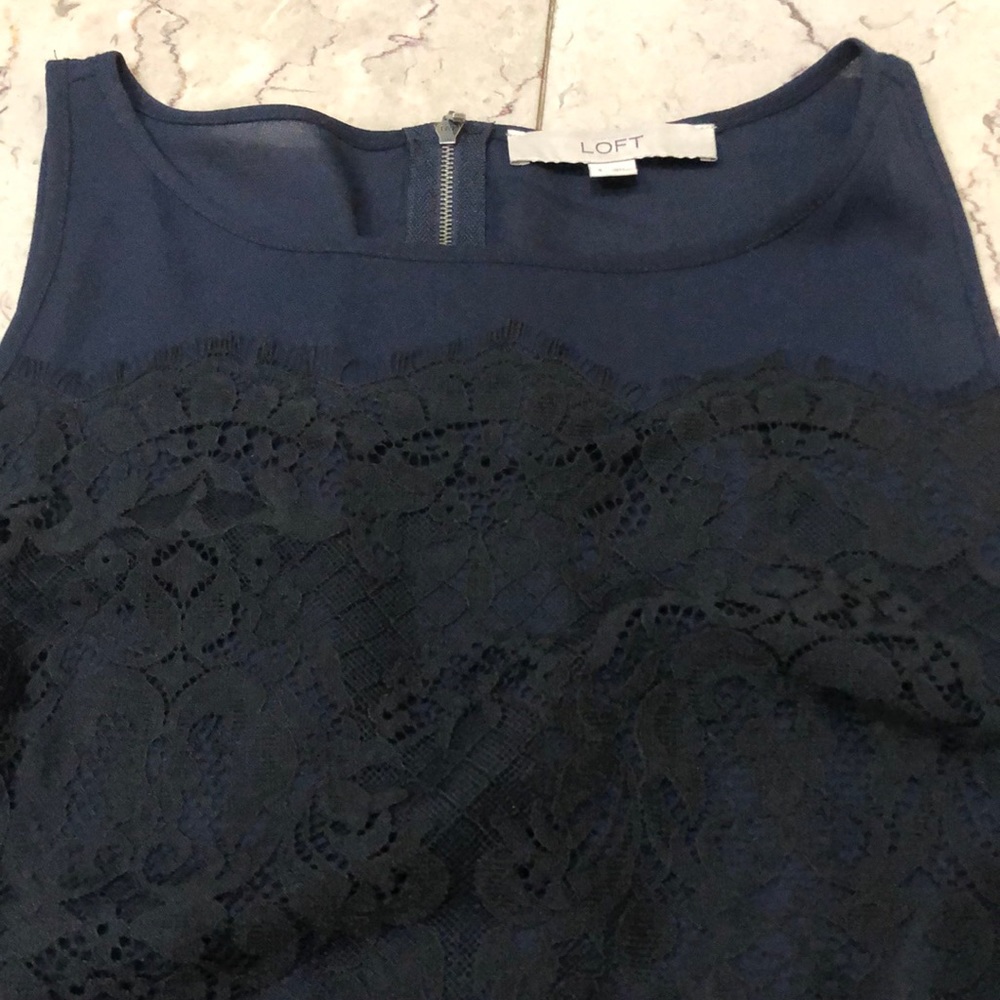 Lift like new lace top